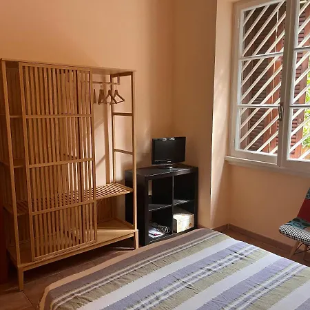 Night And Day Casa de Férias